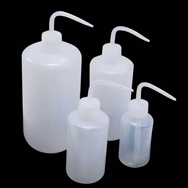 1PC 500ml Transparent Watering Pot β Long Curved Spout, Versatile Spray Bottle & Liquid Container for Plants & More