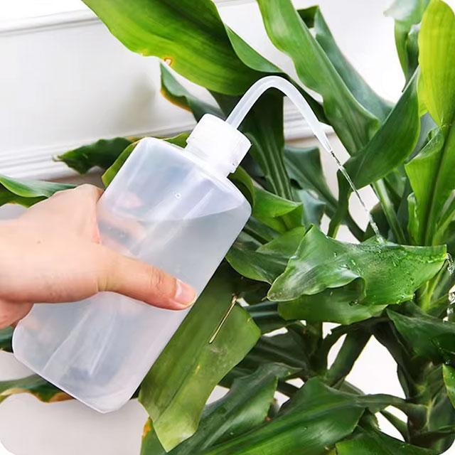 1PC 500ml Transparent Watering Pot β Long Curved Spout, Versatile Spray Bottle & Liquid Container for Plants & More